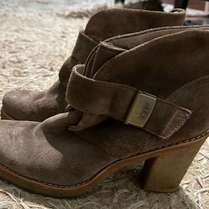 Ugg Booties size 9 EUC